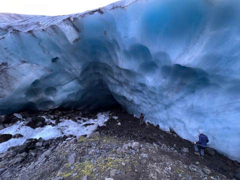 Small-Group 6-Day South Coast, Highlands, and Eastfjords Tour with Hiking to Oraefajokull