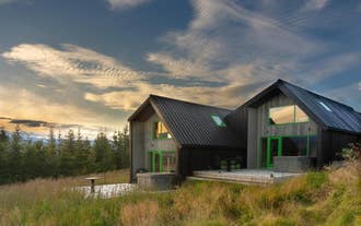 Viking Cottages & Apartments.jpg