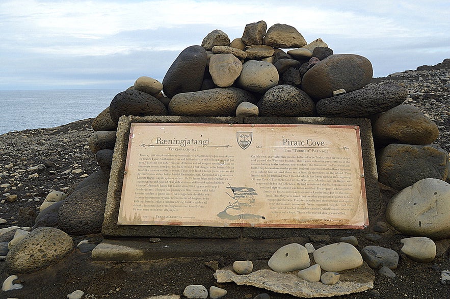 Westman Islands South-Iceland - Ræningjatangi Pirate Cove