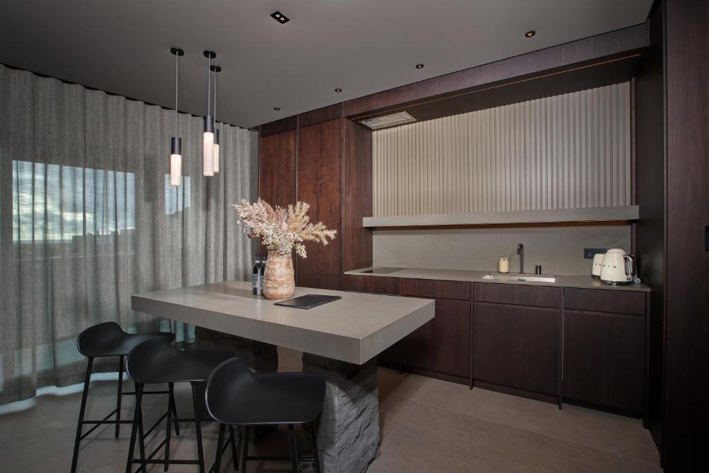 Signature by Vik Apartments