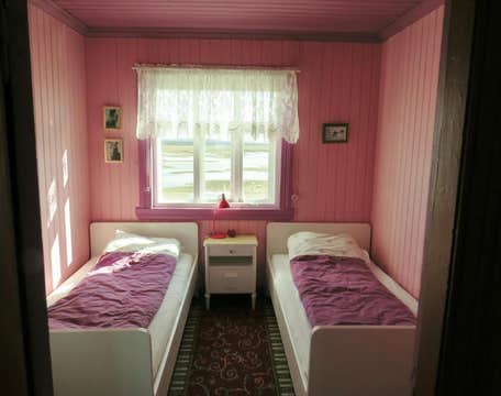 Husey Hostel & Horse Farm