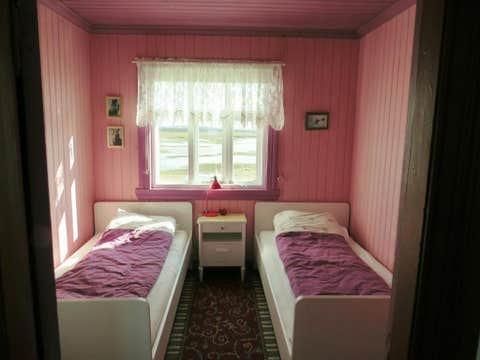Husey Hostel & Horse Farm
