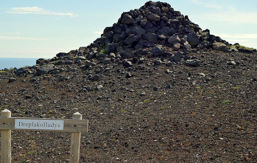 Drepakolludys burial mound Snæfellsnes