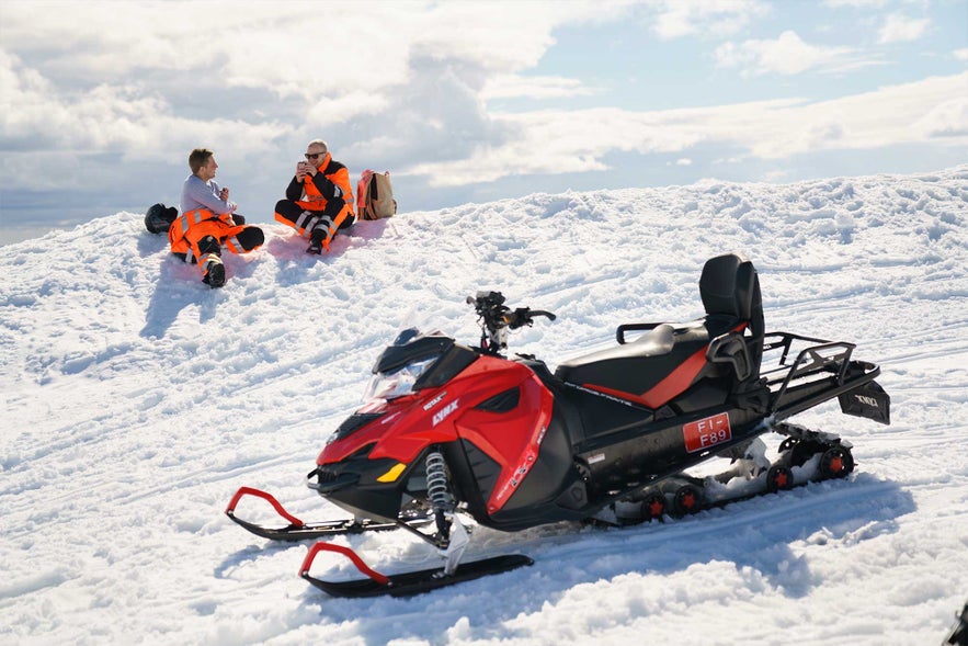 La motoneige est une activité commune en Islande