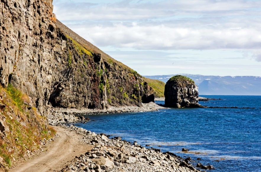 Day 7 of 3 week Iceland trip, most dangerous road on Iceland