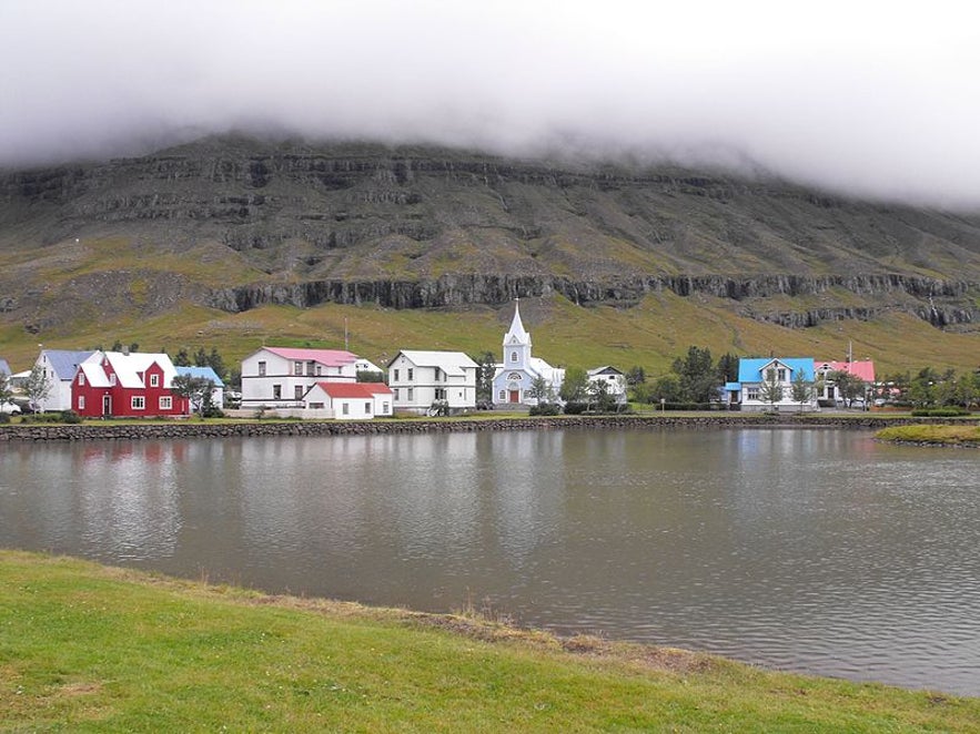 L'hébergement à Seydisfjordur permet aux visiteurs d'accéder à un endroit très isolé et magnifique.