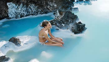 Premium Admission to the Blue Lagoon with a Private Transfer in a Mercedes Benz V-Class
