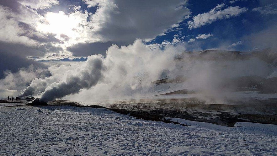 Der Mývatn-See im Winter