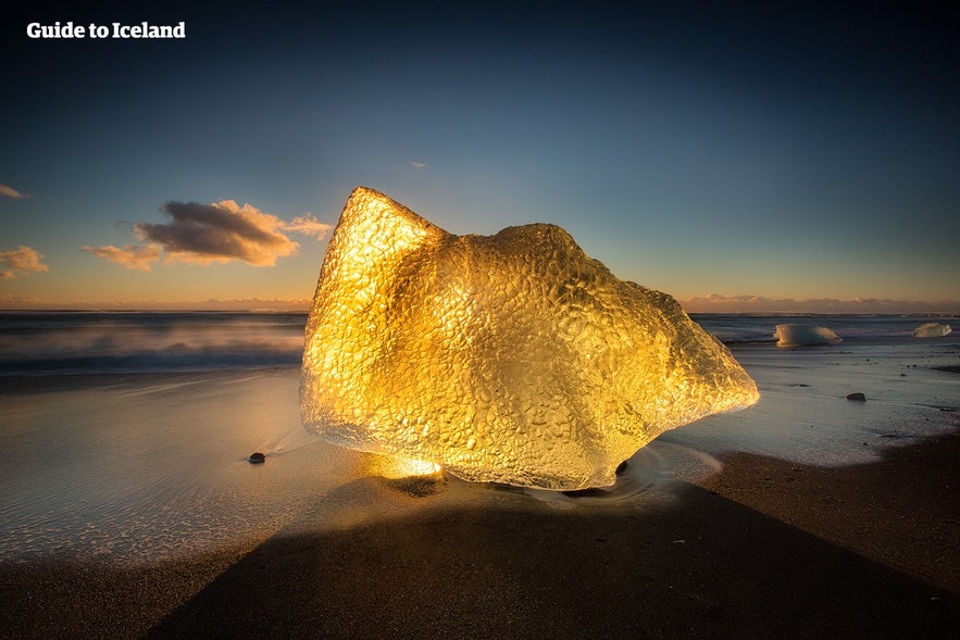 A small iceberg washed up on the shoreline of Diamond Beach.