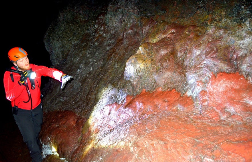 Grotte de lave en Islande