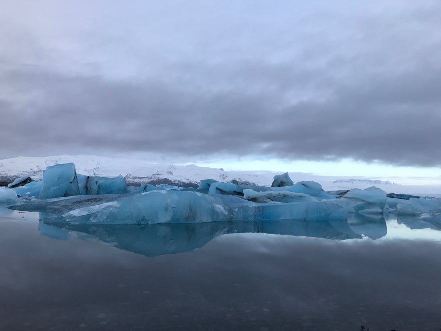 3days trips to jokulsarlon ice cave, with golden Circle,Glacier Hiking