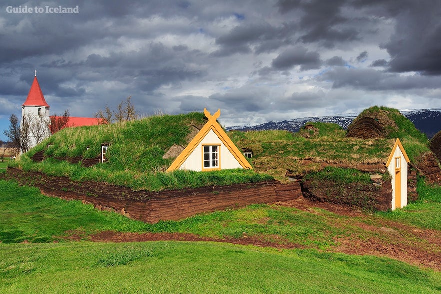 20th century in Iceland was filled with tensions due to urbanisation, migration and industrialisation