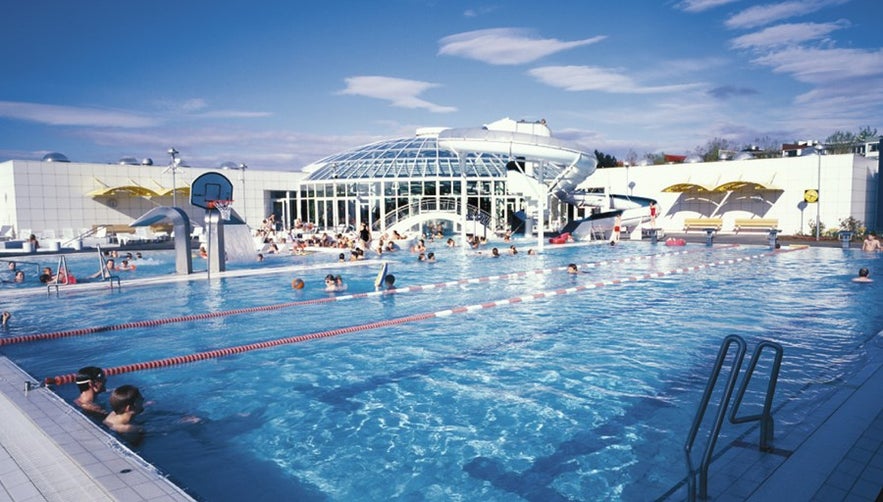 Piscine d'Árbæjarlaug