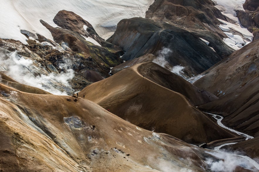 Day 12 of 3 Week Iceland Road Trip: The Most Colourful Mountains