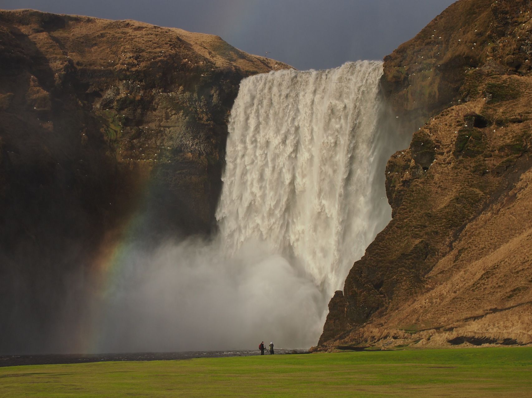Det imponerande vattenfallet Skogafoss.