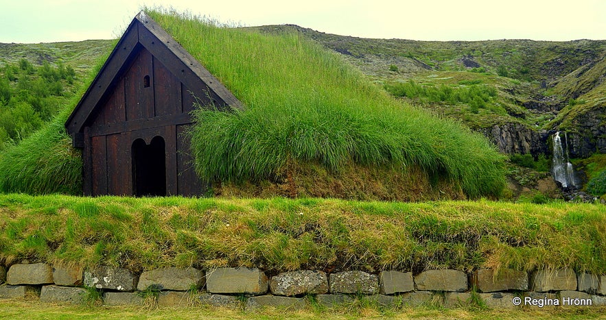 Þjóðveldisbærinn turf church