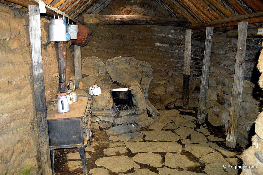 Inside Sænautasel turf house on Jökuldalsheiði heath