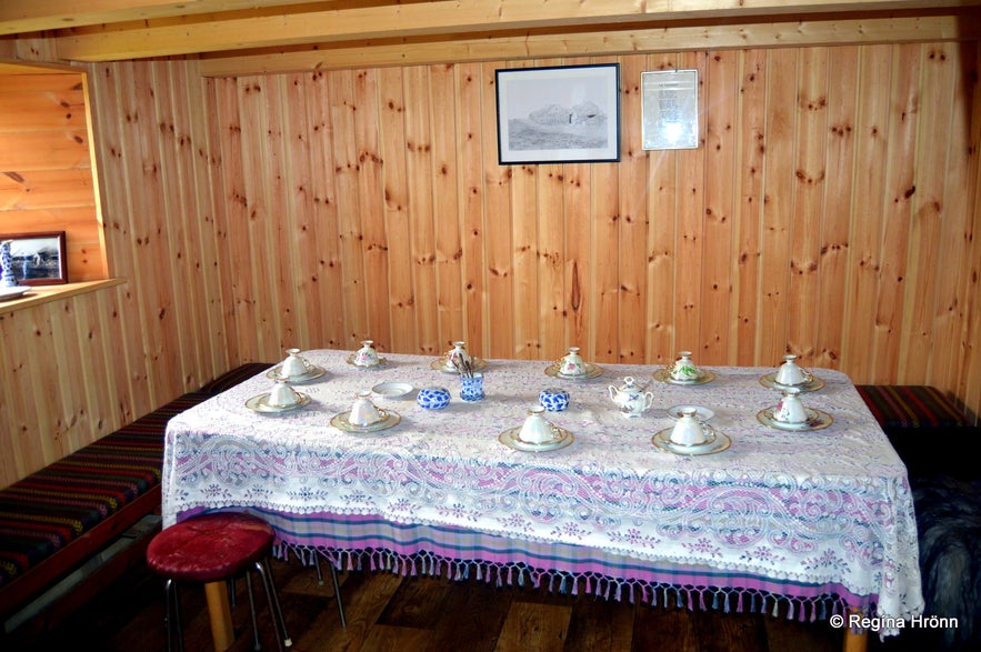 Inside Sænautasel turf house on Jökuldalsheiði heath