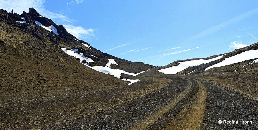 Kerlingarskarð Pass in Snæfellsnes in West-Iceland