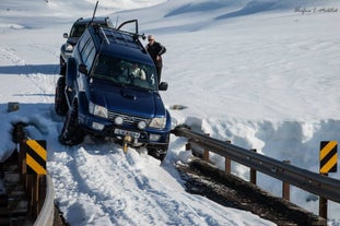 The terrain of Tröllakrókar Canyon can be quite treacherous—fear not, your Super Jeep is more than capable of conquering it.