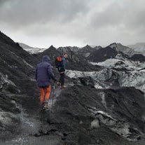 Two people on a glacier-hiking tour in Iceland.