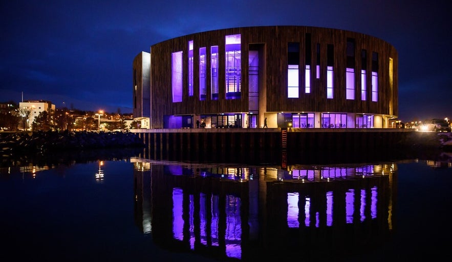 Centro Cultural Hof de Akureyri