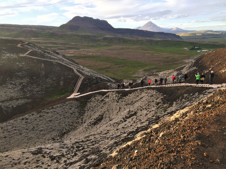 Reisegruppe in Borgarfjördur