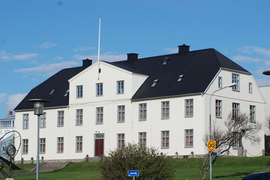 La plus vieille école en Islande : Menntaskóllin í Reykjavik.