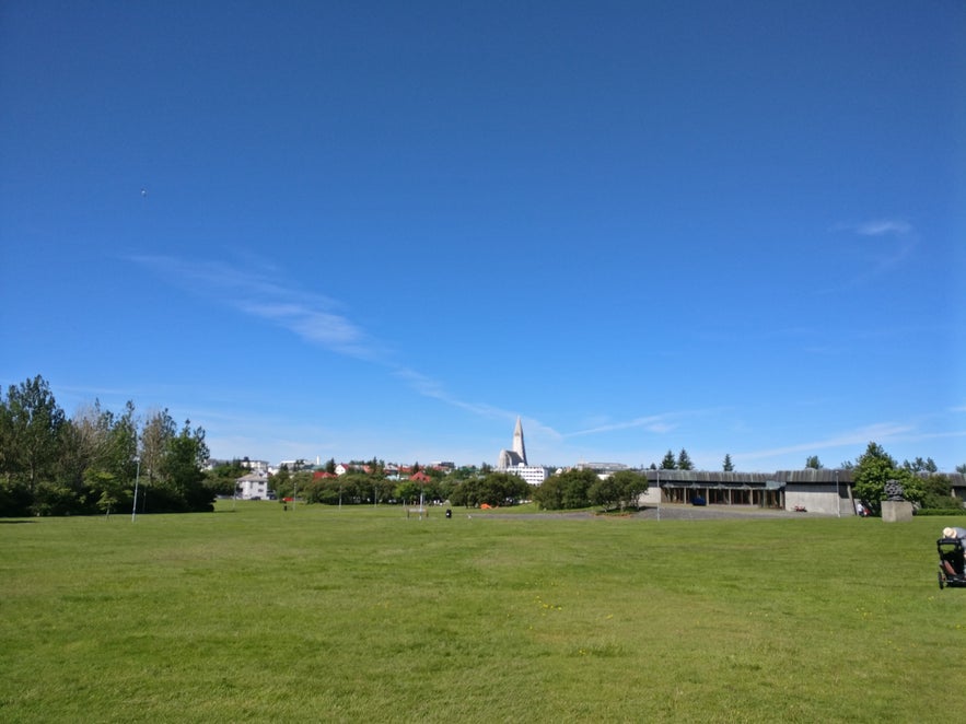 フレンムルそばの公園