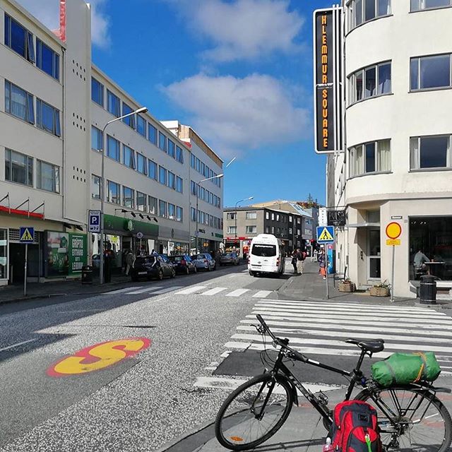 雷克雅未克Hlemmur Square