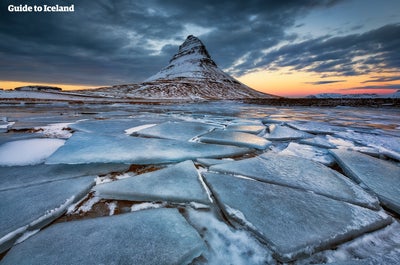 Muista pakata kamera mukaan ennen vierailua Kirkjufellille, yhdelle Islannin eniten valokuvatuista vuorista.