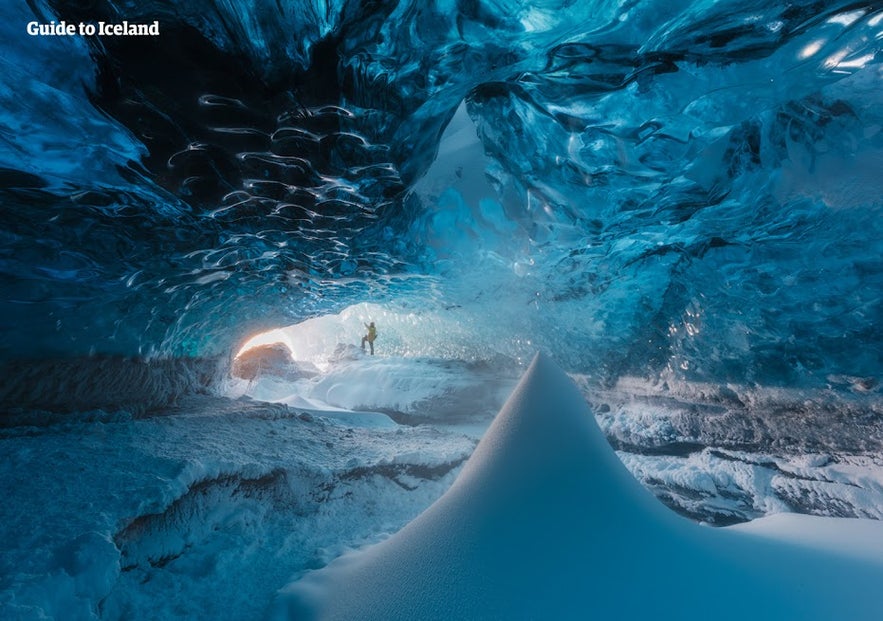 Kristallhöhle im Vatnajökull-Gletscher in Island