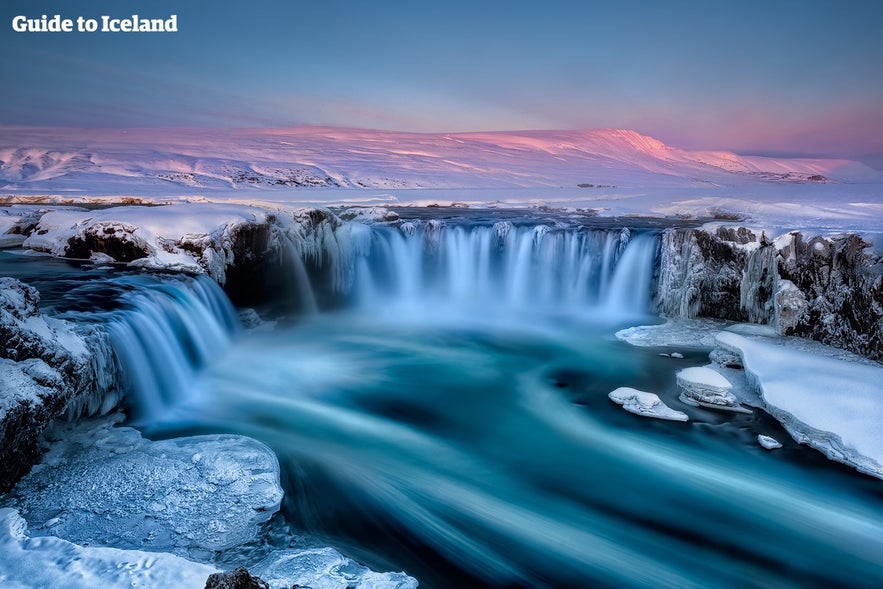 Een waterval in Noord-IJsland