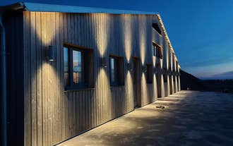 农舍旅馆 | Farmhouse Lodge