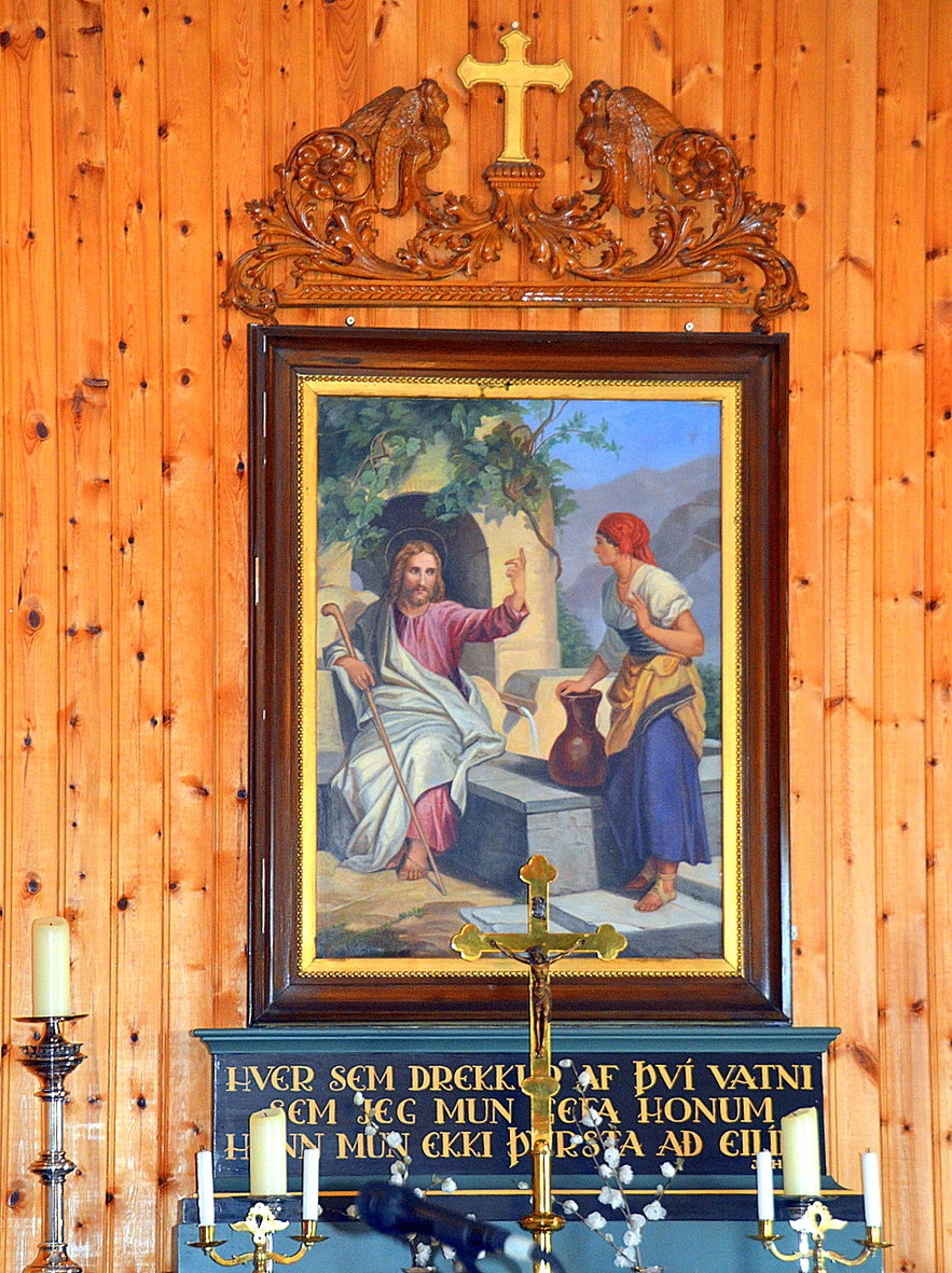 The lovely altarpiece in Eyrarbakkakirkja church