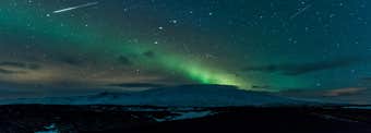Fireball Meteor and Northern Lights Over Iceland!