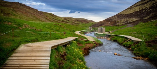 Reykjadalur shutterstock.jpg