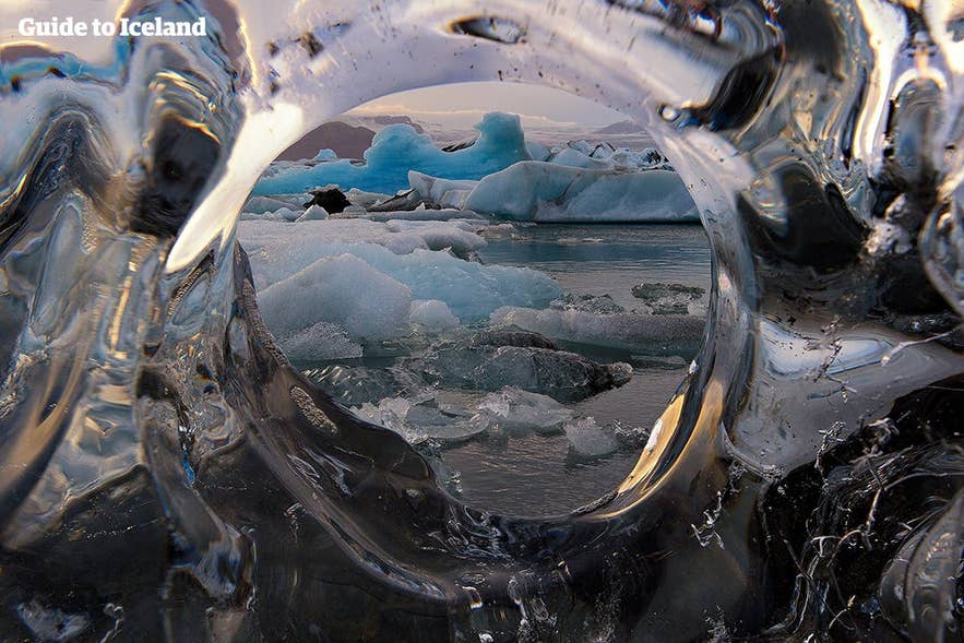 Through the looking hole at Jokulsarlon