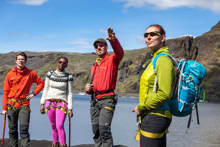 Su guía es un experto en casquetes glaciares de Islandia