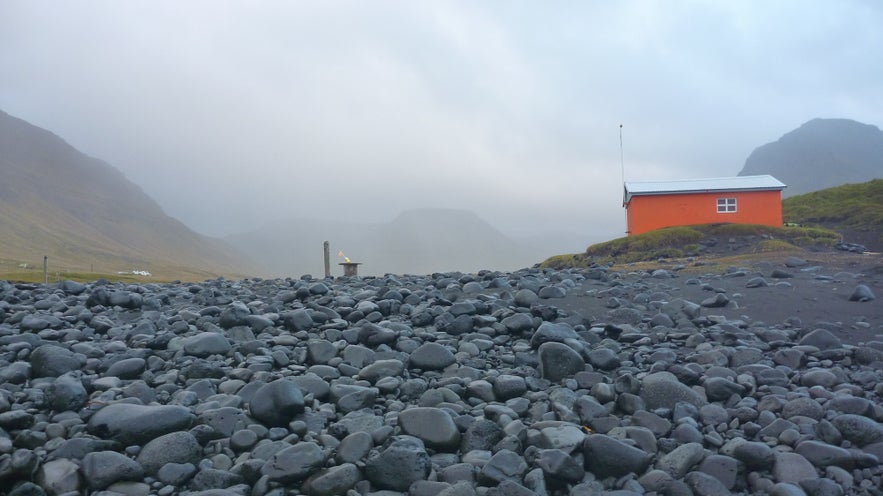 Jitter-glitter Guiding in the Westfjords of Iceland