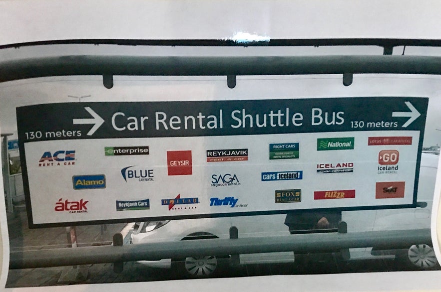 冰島租車公司接駁巴士Shuttle bus