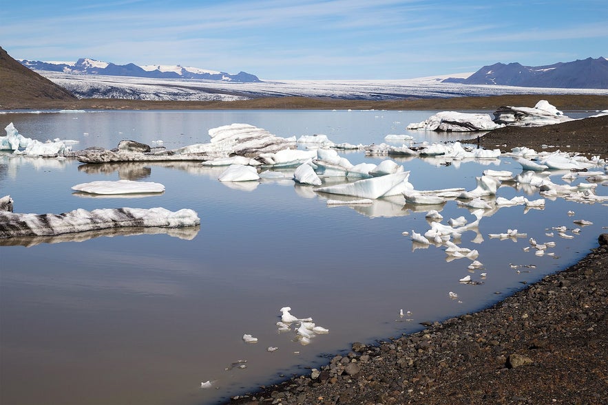 Fjallsárlón, on a day with just a few icebergs.