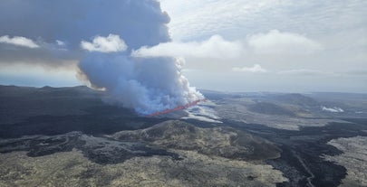 See the most recent Sundhnukagigar eruption from the sky