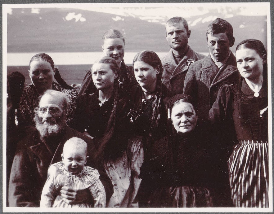 A modern day family from Reykjavík.