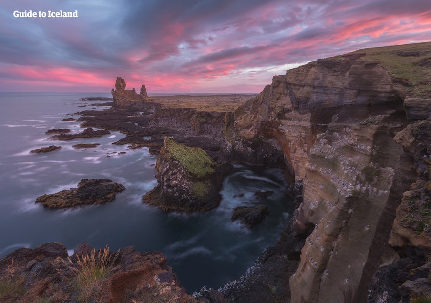 The spectacular Longdrangar coastline.