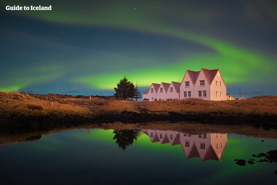 Die Polarlichter sind nicht zu sehen, wenn die Lichtverschmutzung hoch ist