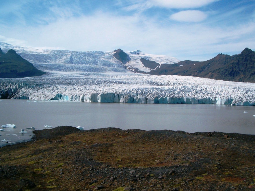 Breiðárlón is a glacier lagoon on the South Coast of Iceland.