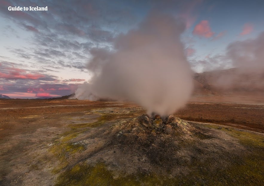 Fumerolles à Námaskarð vers le lac Mývatn