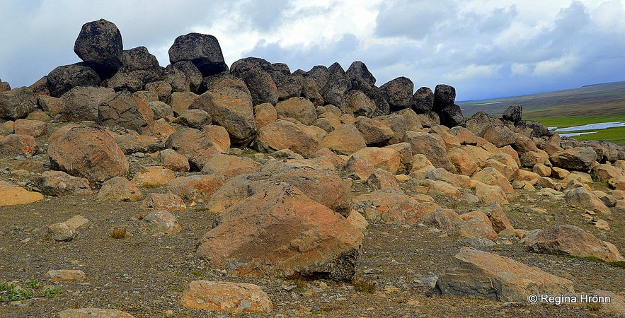 Skessugarður - the Rampart of the two Giantesses in East-Iceland