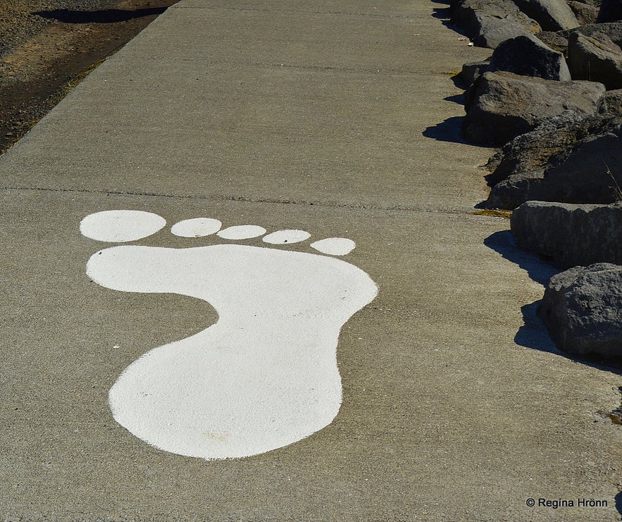 The gentle Giantess in the Cave in Keflavík Town in SW-Iceland